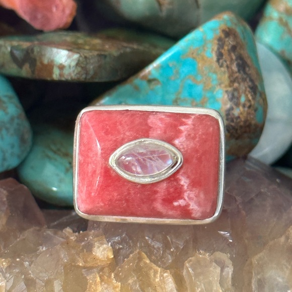 Rhodochrosite moonstone Sterling Silver adjustables ring - Picture 2 of 10